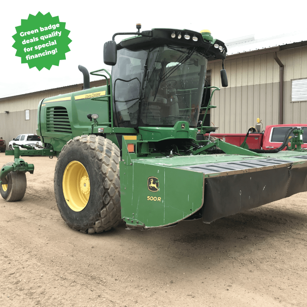 John Deere tractor with 175 HP, 100 hours, Standard Operator’s Station, air suspension cloth seat, climate-controlled cab, standard lighting, 16' 5500R platform, steel conditioner, and hydraulic header tilt. Built for comfort and performance